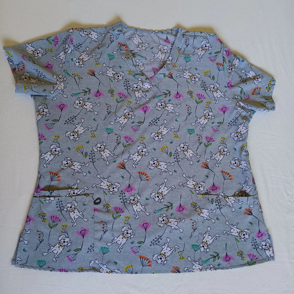 Grey Dalmatian Flower Scrub Top V-Neck Medical Uniform Size 25" P2P